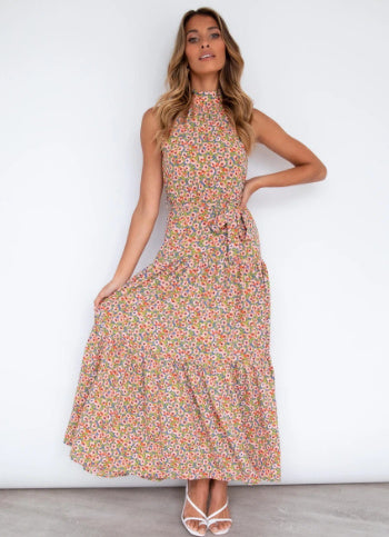 Modisches und bequemes Bohoo-Sommerkleid