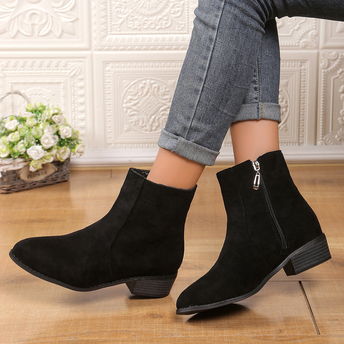 Suede Dr Martens Chunky Heel Short Women's Boots